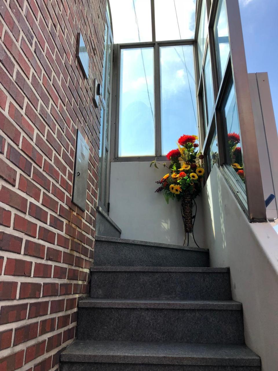 Amuse Guest House Seul Zewnętrze zdjęcie